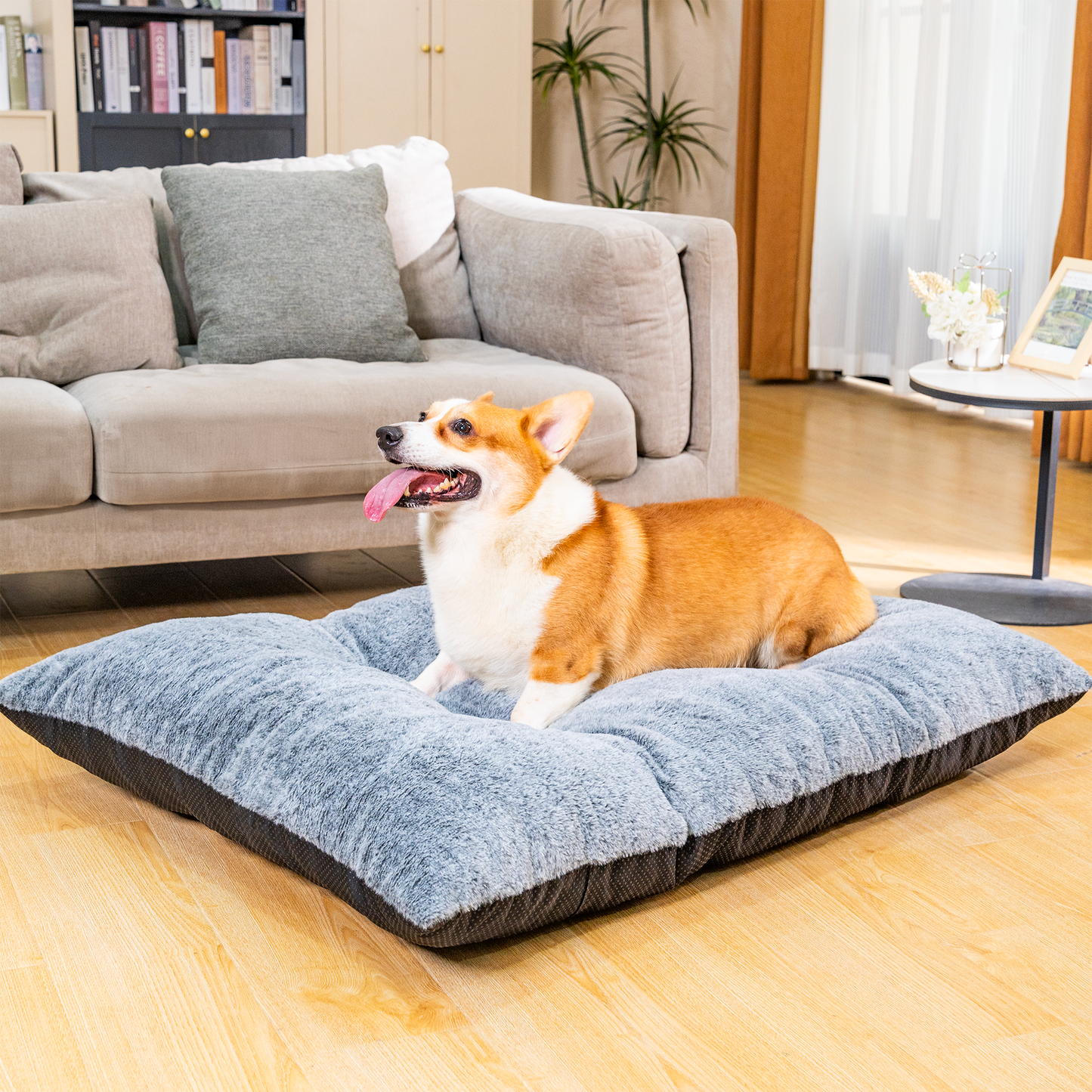 Baxluxe Deluxe Dog Ded for Large and Medium Dog, Soft Faux Fur Fabic Dog Crate Mat with High Density Foam, Dog Mattress with Anti-Slip Bottom, Grey